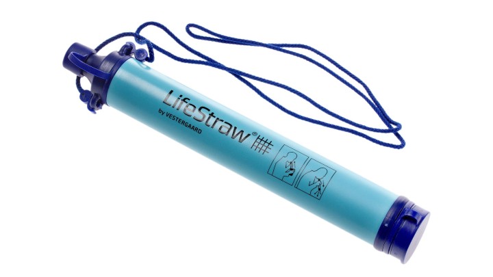 La mejor tecnología para acampar: filtro de agua personal Lifestraw