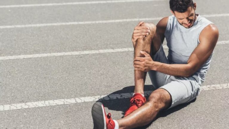 ¿Deberías correr con las piernas doloridas?  Y como evitar el dolor muscular€
€