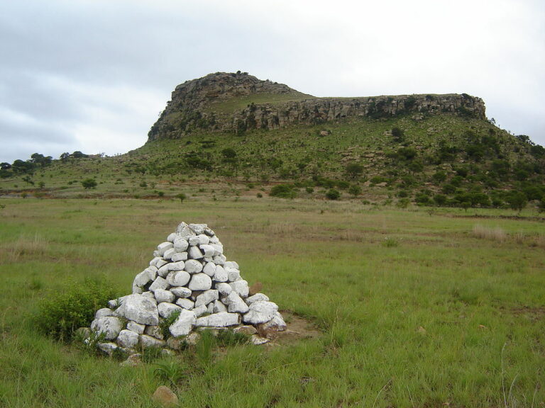Montículos de roca: significado e historia de la característica de sendero ubicuo