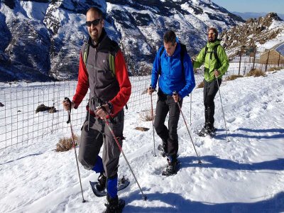 Raquetas de nieve para principiantes: una guía para principiantes de senderismo en la nieve€
€
