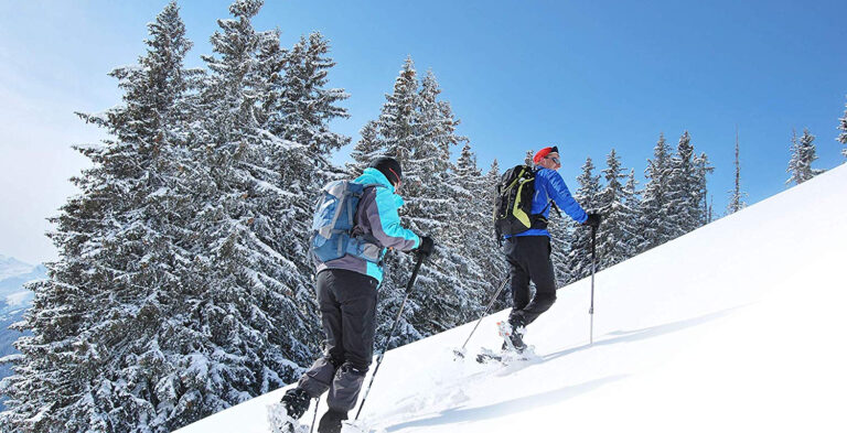 Raquetas de nieve vs esquí de fondo: ¿qué deporte de invierno es para ti?