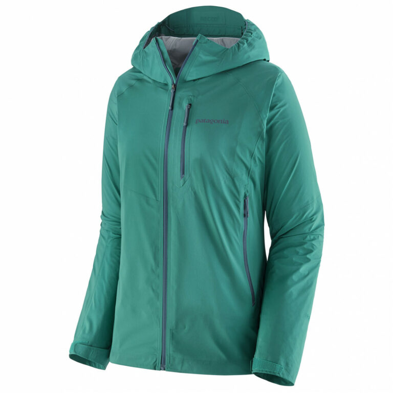 Revisión de la chaqueta impermeable para mujer Patagonia Storm 10